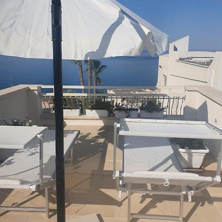 Casa Vacanze Anna Santa Maria al Bagno Esterno foto